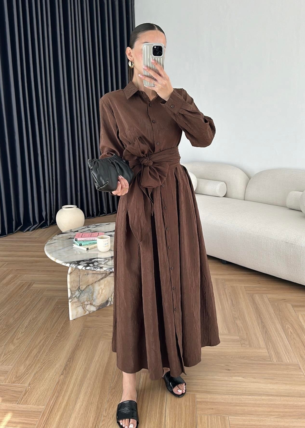 Kraşlı Beli Bağlamalı Elbise KAHVERENGİ