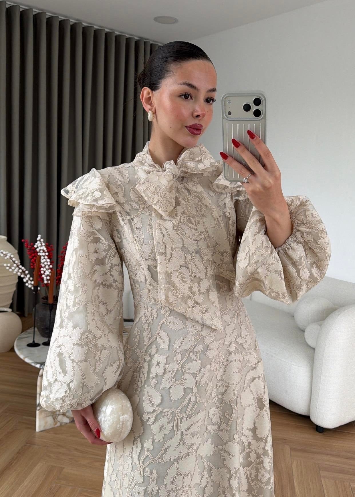 Jakarlı Astarlı Tül Elbise BEJ